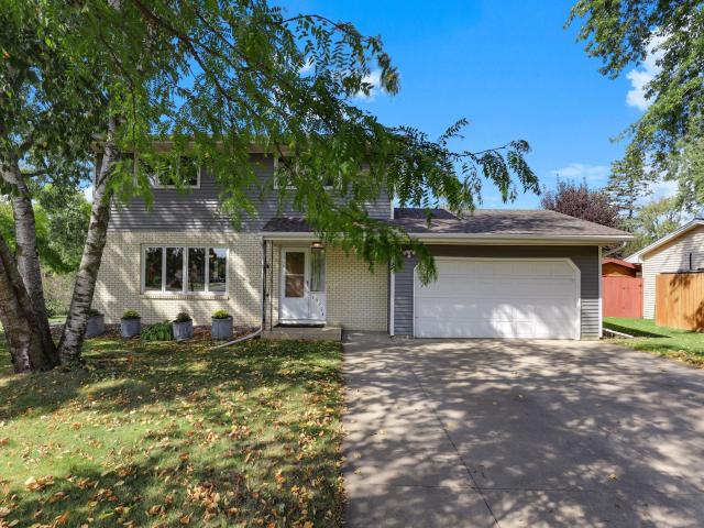 10934 Southview Drive Burnsville MN 55337 - MLS# 6783241