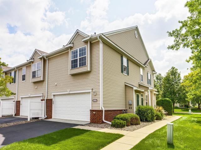 10808 Hawthorn Trail Unit A Woodbury MN 55129 - MLS# 6783409