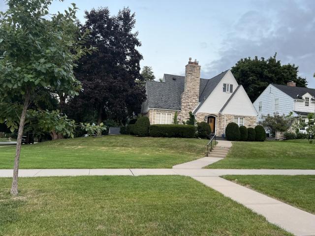 475 Mount Curve Boulevard Saint Paul MN 55105 - MLS# 6783432