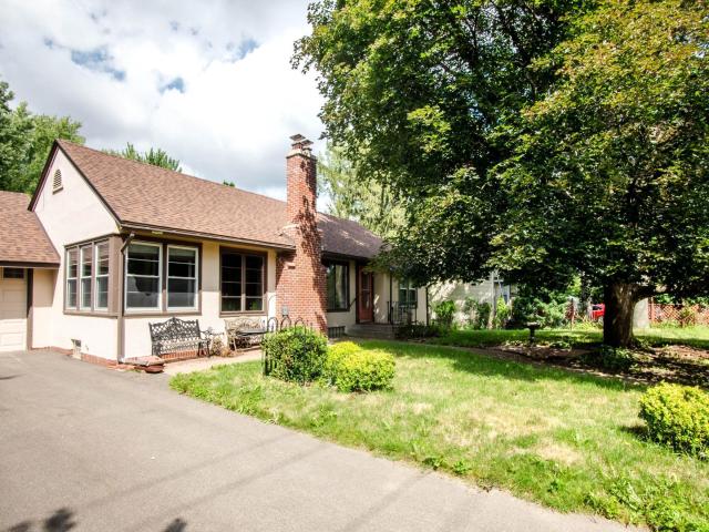 2225 Larpenteur Avenue E Saint Paul MN 55109 - MLS# 6783531