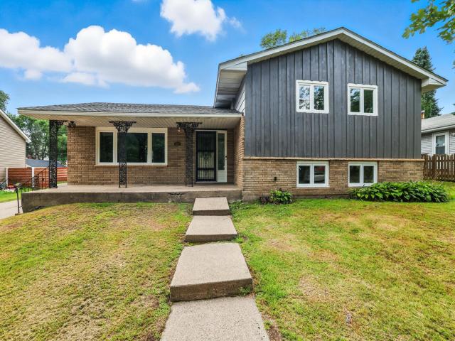 1027 Christensen Avenue Saint Paul MN 55118 - MLS# 6783685