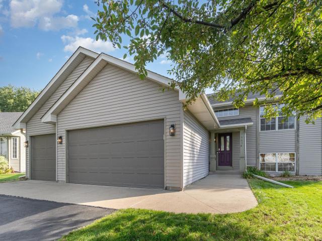 1883 Parkway Avenue Shakopee MN 55379 - MLS# 6783701
