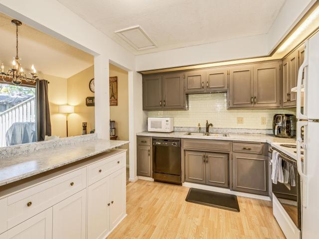 5481 Hyland Courts Drive Bloomington MN 55437 - MLS# 6783763