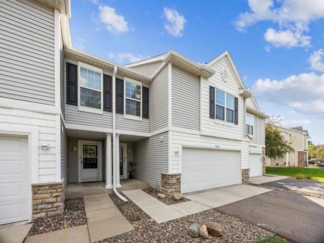15645 Flight Lane Apple Valley MN 55124 - MLS# 6784080