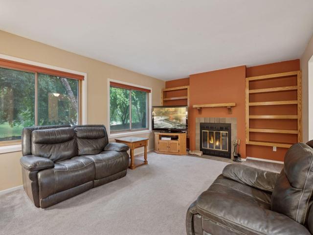 1603 Raindrop Drive Eagan MN 55121 - MLS# 6784273