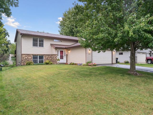 1939 Murphy Avenue Shakopee MN 55379 - MLS# 6784285