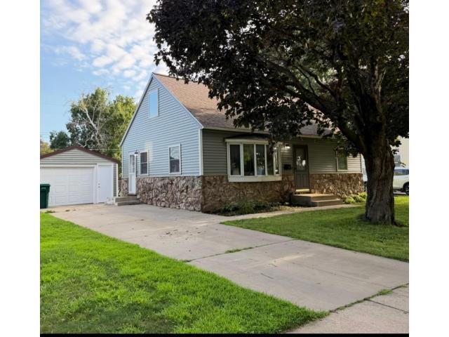 2032 Valleyhigh Drive NW Rochester MN 55901 - MLS# 6784306