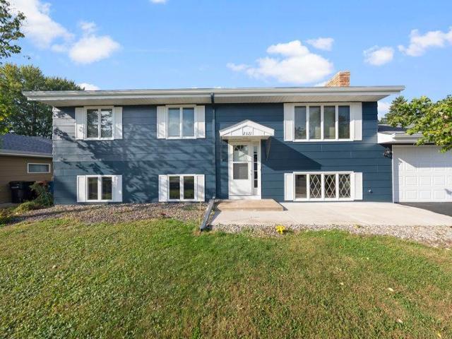 2321 Beam Avenue Saint Paul MN 55109 - MLS# 6784439