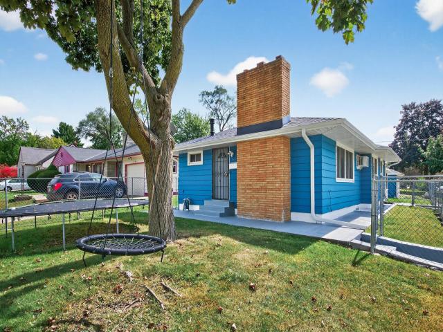 1450 Arlington Avenue E Saint Paul MN 55106 - MLS# 6784496