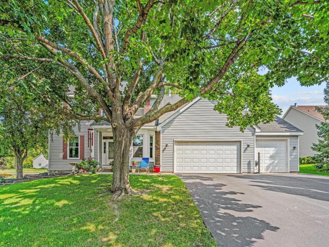 711 Stonebridge Circle Saint Paul MN 55123 - MLS# 6784862