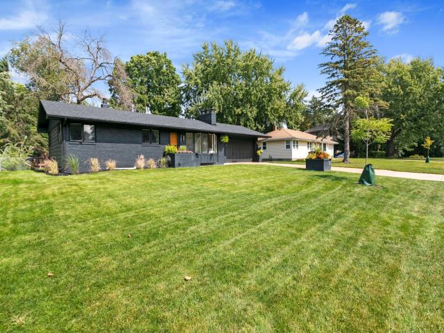165 Hawes Avenue Saint Paul MN 55126 - MLS# 6784957