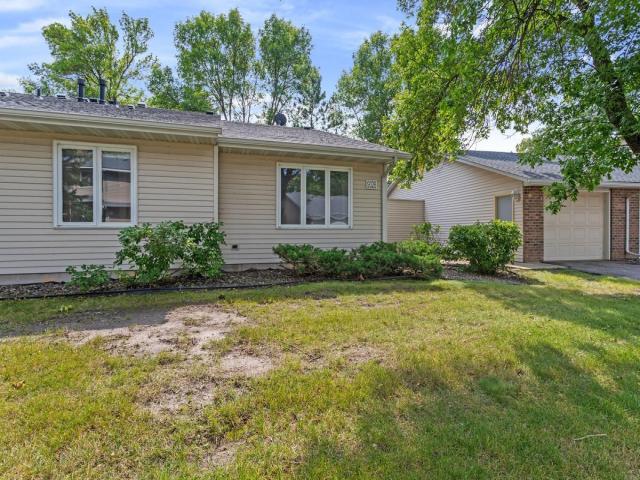 9326 Ranchview Lane N Maple Grove MN 55369 - MLS# 6785256