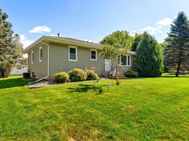 1406 Albers Path Faribault MN 55021 - MLS# 6785259