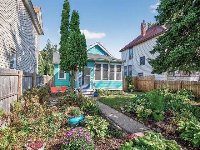 401 Goodrich Avenue Saint Paul MN 55102 - MLS# 6785291