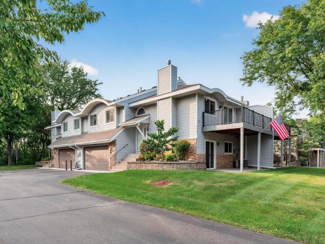 1557 Clemson Drive Unit A Eagan MN 55122 - MLS# 6785439