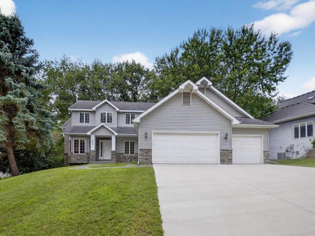 2032 Fox Valley Drive SW Rochester MN 55902 - MLS# 6785500