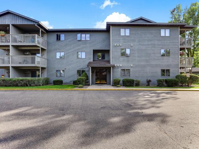 930 Lyn Way Unit 204 Hastings MN 55033 - MLS# 6785523