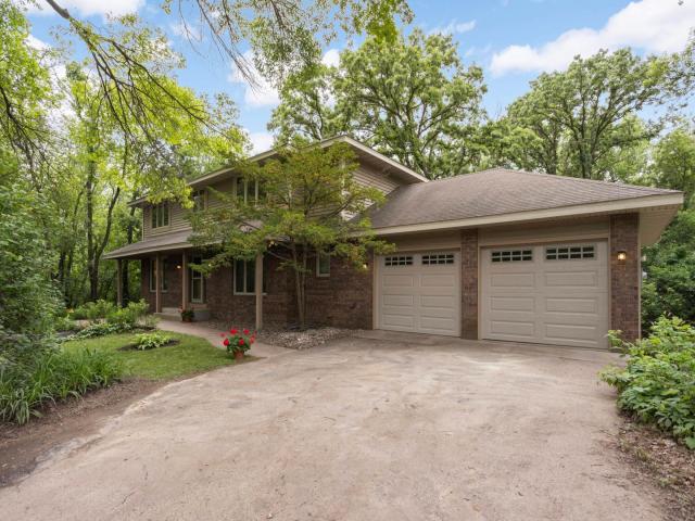 878 Lakewood Hills Road S Eagan MN 55123 - MLS# 6785690