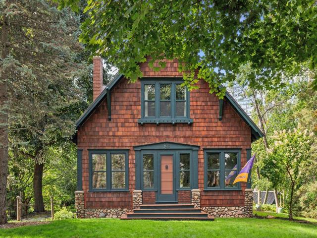 300 Blake Road S Edina MN 55343 - MLS# 6785870