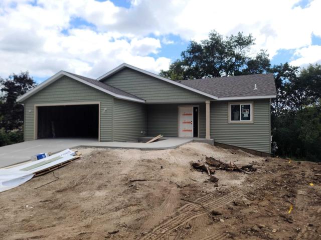 2524 15 Street SE Rochester MN 55904 - MLS# 6785905