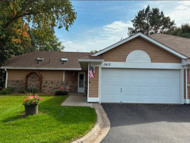 1913 Glenhaven Lane N Minneapolis MN 55443 - MLS# 6786089