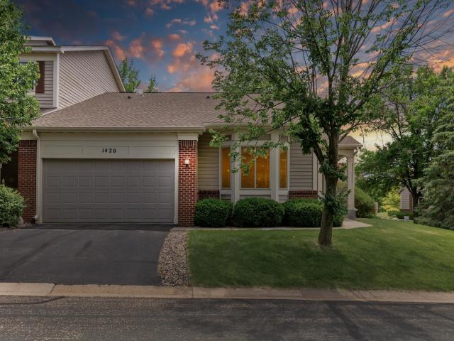 1420 Summit Shores Drive Burnsville MN 55306 - MLS# 6786092