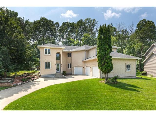 3681 Robin Lane Saint Paul MN 55122 - MLS# 6786142