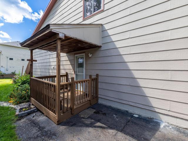 1532 Larpenteur Avenue E Saint Paul MN 55109 - MLS# 6786252