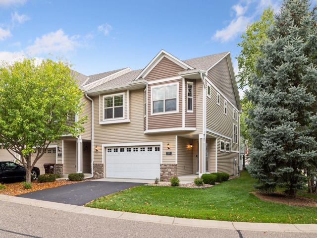 3181 Frontier Drive Woodbury MN 55129 - MLS# 6786256