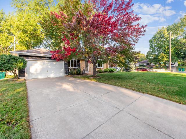 3811 Idaho Avenue N Crystal MN 55427 - MLS# 6786274