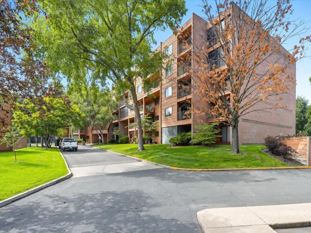 3300 Louisiana Avenue S Unit 523 Minneapolis MN 55426 - MLS# 6786351