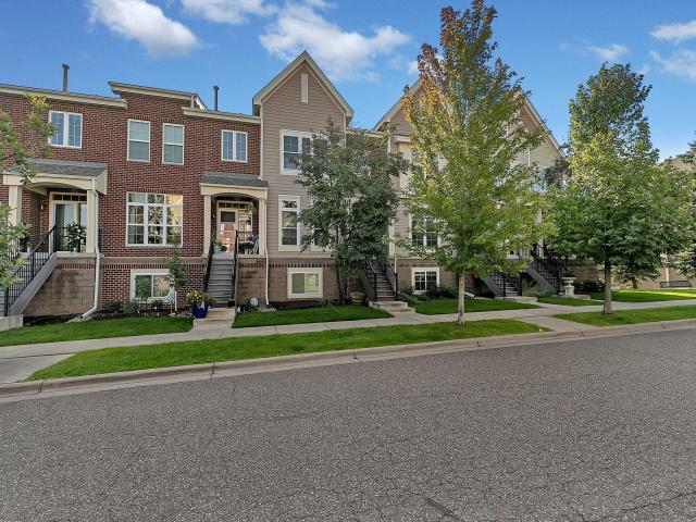 8142 Oakview Lane N Unit 53 Maple Grove MN 55369 - MLS# 6786700