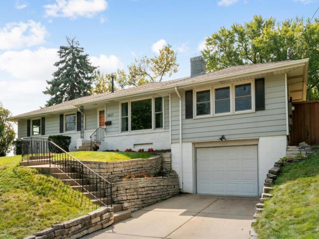2827 Hampshire Avenue N Minneapolis MN 55427 - MLS# 6786706