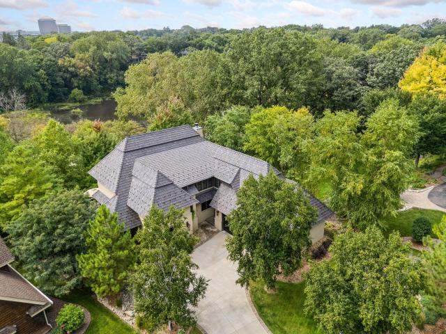 800 Westwood Drive S Golden Valley MN 55416 - MLS# 6786731