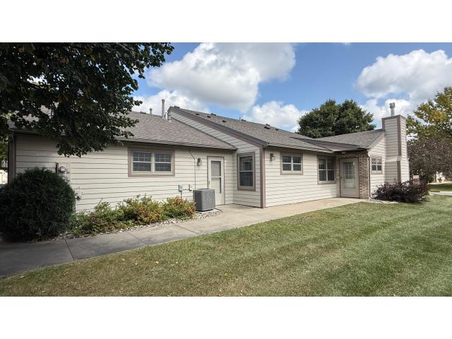 17 Conner Circle SW Rochester MN 55902 - MLS# 6786845