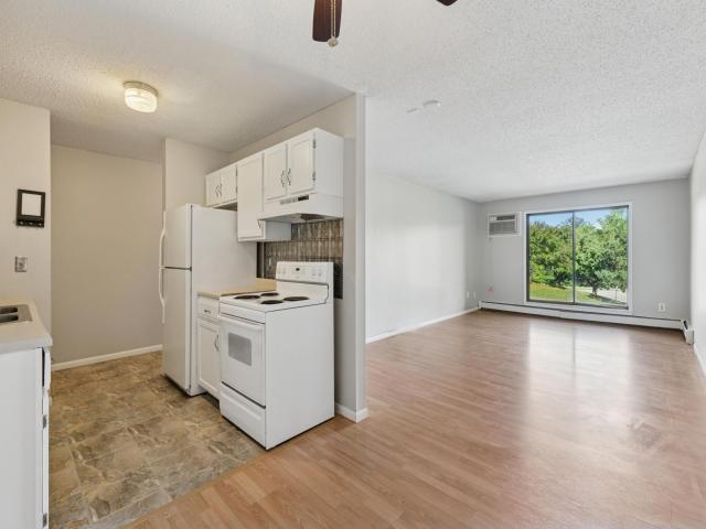 401 E Burnsville Parkway Unit 106 Burnsville MN 55337 - MLS# 6786879