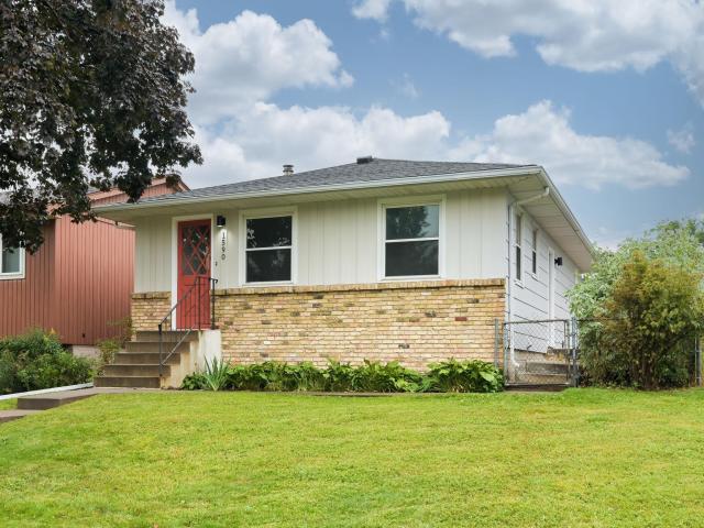 1590 Minnehaha Avenue E Saint Paul MN 55106 - MLS# 6787100