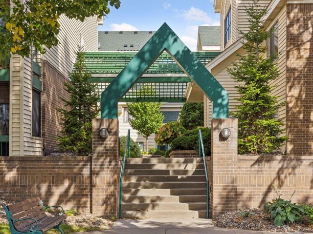 7605 Edinborough Way Unit 6215 Minneapolis MN 55435 - MLS# 6787307