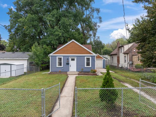 1513 4th Street NE Rochester MN 55906 - MLS# 6787390