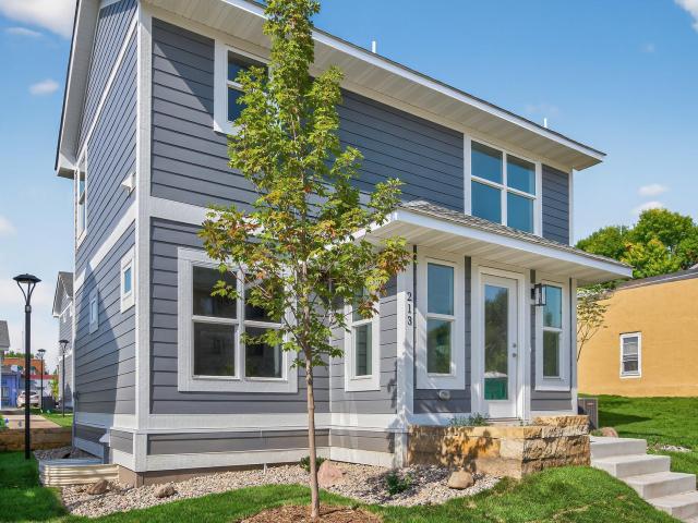 213 N Walnut Street Chaska MN 55318 - MLS# 6787431