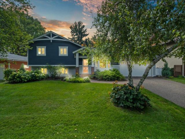 1451 18th Street NW Saint Paul MN 55112 - MLS# 6787695