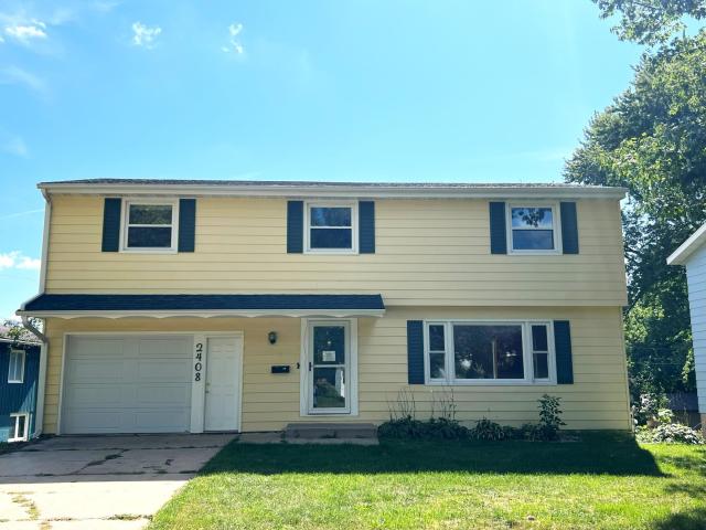 2408 22nd Street NW Rochester MN 55901 - MLS# 6788232