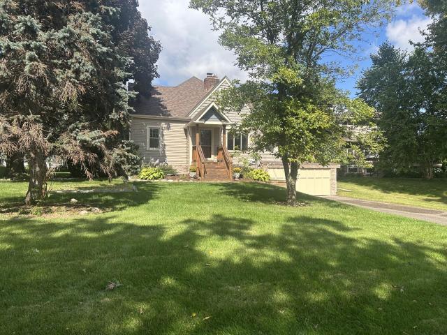 417 W Horseshoe Drive Saint Paul MN 55126 - MLS# 6788287