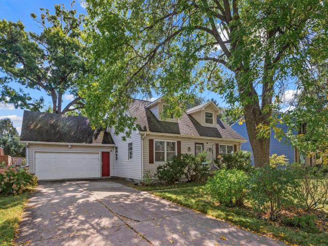 2916 Silver Lake Court NE Minneapolis MN 55421 - MLS# 6788349