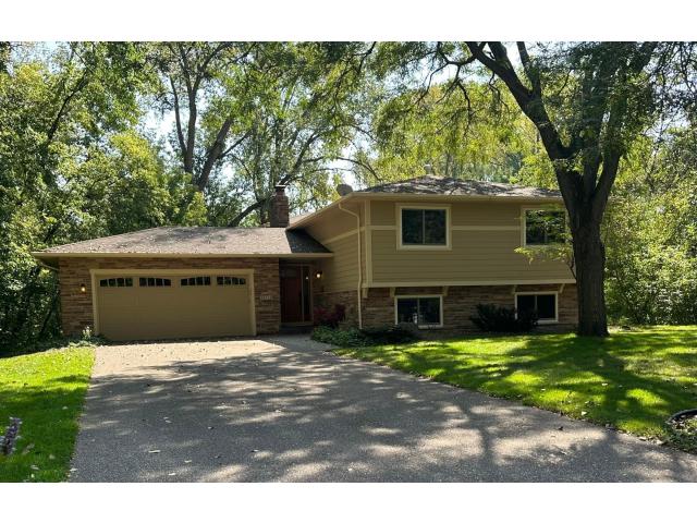 13111 April Lane Minnetonka MN 55305 - MLS# 6788411
