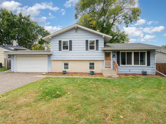 3915 McKnight Road N Saint Paul MN 55110 - MLS# 6788677