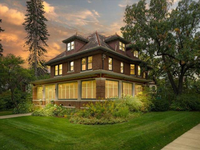 94 Crocus Place Saint Paul MN 55102 - MLS# 6788801