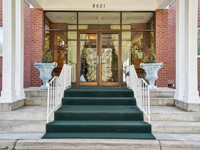 8621 Basswood Road Unit 32 Eden Prairie MN 55344 - MLS# 6788969