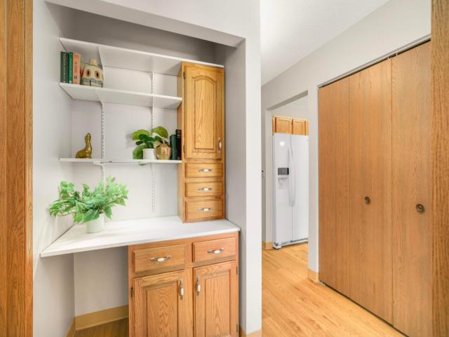 2601 Kenzie Terrace Unit 103 Minneapolis MN 55418 - MLS# 6789241