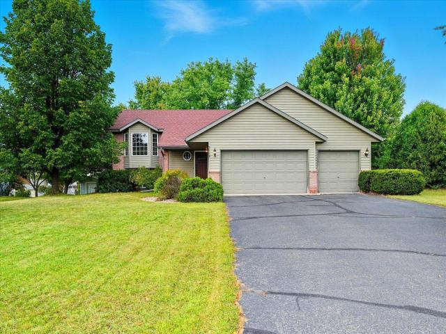 2115 134th Avenue NW Andover MN 55304 - MLS# 6789315